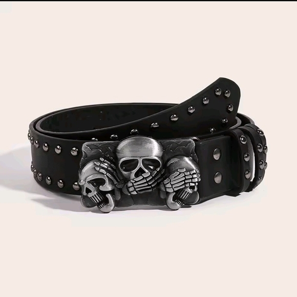 Black Skull Studded Belt Bag - Picture 2 of 3